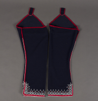 Maliseet%20artist%2C%20%3Cb%3E%3Ci%3E%20Leggings%3C%2Fi%3E%3C%2Fb%3E%2C%20ca.%201900%2C%20blue%20stroud%20wool%20and%20glass%20beads%2C%20The%20Elizabeth%20Cole%20Butler%20Collection%2C%20no%20known%20copyright%20restrictions%2C%202013.38.42a%2Cb